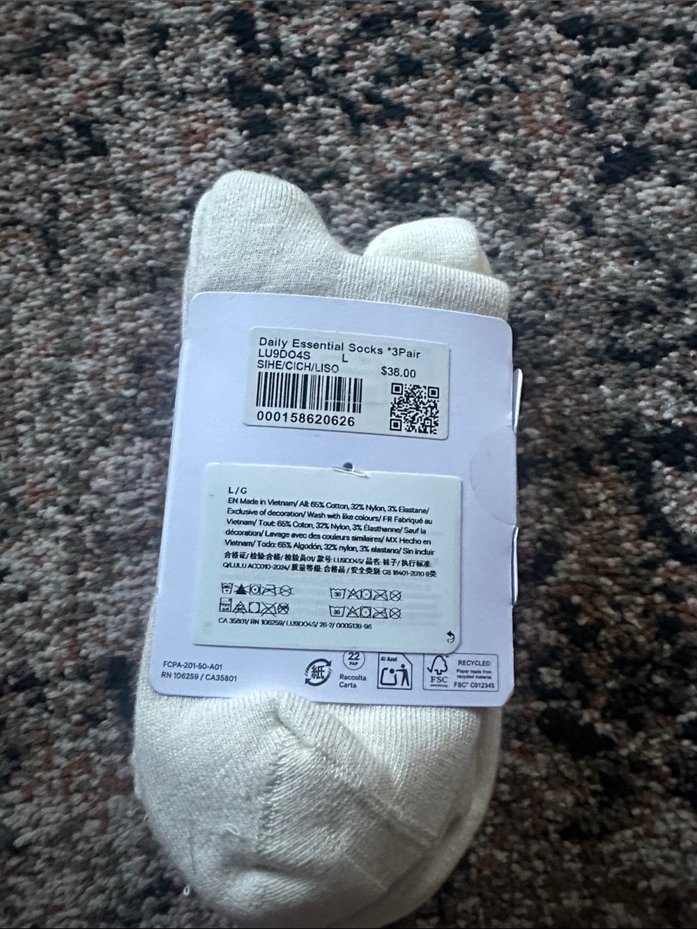 Lululemon Daily Essential Socks - Picture 2 of 3